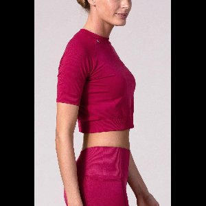 REVIVE seamless Cropped Shirt AMARANTE - lichtgewicht - duurzaam
