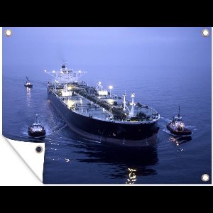 Muurdecoratie buiten Sleepboten begeleiden een containerschip - 160x120 cm - Tuindoek - Buitenposter