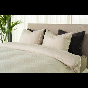 Kayori Elin Dekbedovertrek Katoensatijn - 200x200-220 cm +2 slopen - Tweepersoons - Zand