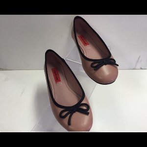 Ballerina Nude met Strik maat 36 (valt als 35)