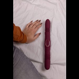 Lusty Toys ® Donkerrode Silliconen Dubbelle Stotende Vibrator - Merlot