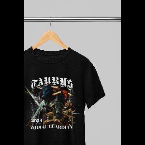 Oversized shirt - Zodiac Guardian - Wurban Wear | T-shirt | Merk kleding | Unisex tshirt | Streetwear | Pump cover | Techno outfit | Merk shirt | Gym shirt | y2k | Techwear | Urban | Grote maten | T-shirt heren | T-shirt dames | Zwart