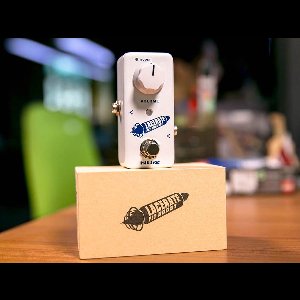 Nux Lacerate FET Boost Mini Core Gitaar Effectpedaal Met Specter Plectrum