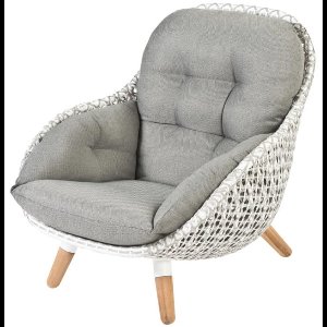 tierra outdoor - Prince Lounge Chair - wit - taupe - charcoal kussens - wicker met rope - teak accenten