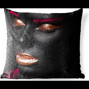 Buitenkussens - Tuin - Donkere vrouw met roze en gouden elementen - 50x50 cm