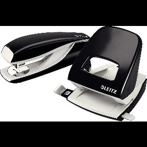 NeXXt Series 5008 en 5502 Set van perforator en nietmachine, parent ASIN, DE(4), zwart