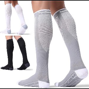 Travelhawk Compressiekousen Zwart/Wit/Grijs - 3 Pack - Hardloopsokken - Premium Compressiesokken - Running Socks - Vochtafdrijvend - Skisokken - Voorkom Blessures & Spierpijn - L/XL