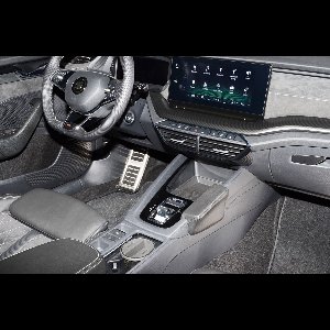 Kuda console Skoda Octavia IV 20-