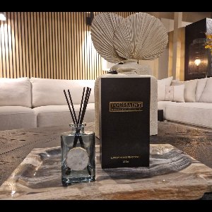 Luxe geurstokjes met bergkristal Green Tea 200ML | Toussaint Interieur | Geurverspreider met edelsteen