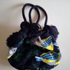 Wayuu Mochilla gemaakt door jonge Wayuu vrouwen.