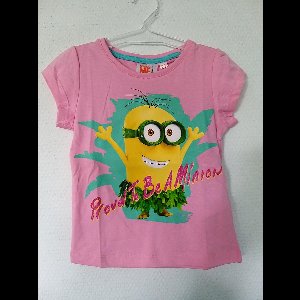 Minons t-shirt maat 104