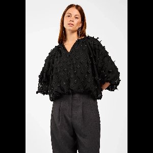 AAIKO Delany Flower Pes 508 Tops & T-shirts Dames - Shirt - Zwart - Maat S