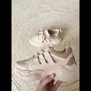 Shoekueen Dames Sneakers Beige 37