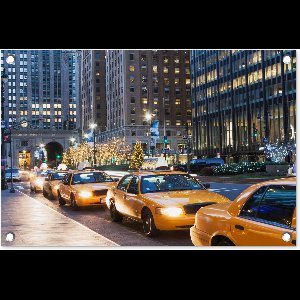 Tuindecoratie New York - Taxi - Nacht - 60x40 cm - Tuinposter - Tuindoek - Buitenposter
