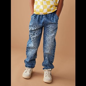 Wijde jongensbroek, eenvoudig aan te trekken stone