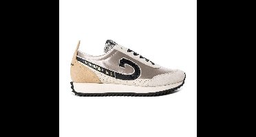 Cruyff Domenica Walk