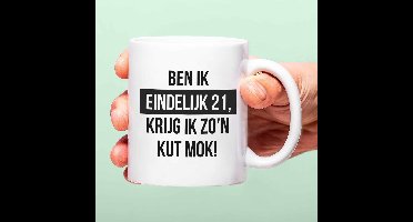 Mok Ben ik eindelijk 21, krijg ik zo'n kut mok!