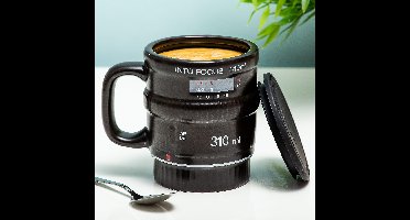 Into Focus cameralens beker