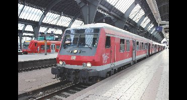 Piko H0 58520 H0 stuurstandrijtuig stoptrein Wittenberg 2e klas van DB AG