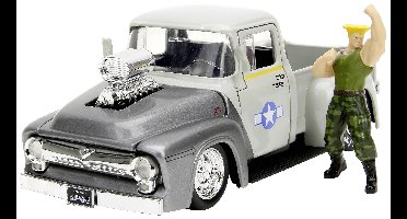 JADA TOYS Street Fighter 1956 Ford pick-up met Guile figuur Kant-en-klaar model Personenauto (model)