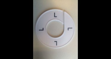 Maatring 9cm wit/zwart L