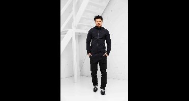 Cruyff Kreo Woven Trainingspak Heren Zwart - Maat L - Kleur: Zwart | Soccerfanshop