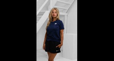 Nike Sportswear Club Essentials T-Shirt Dames Donkerblauw - Maat S - Kleur: Donkerblauw | Soccerfanshop