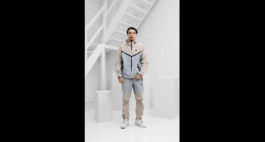 Nike Tech Woven Trainingspak Heren Beige/Grijs - Maat S - Kleur: BeigeGrijs | Soccerfanshop