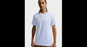 Nike Sportswear Club T-Shirt Heren Lichtblauw - Maat L - Kleur: Lichtblauw | Soccerfanshop