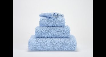 Abyss Abyss & Habidecor Super Pile Gastendoekje 30x50 330 powderblue