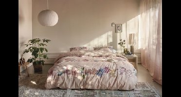 At Home At Home by BeddingHouse Dreamlike Nude 200x200/220 cm