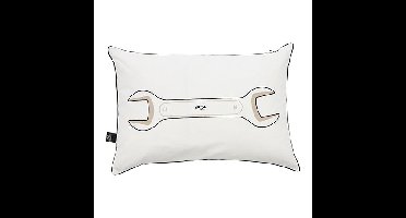 Lifetime kussen road trip wrench