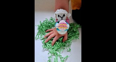 Haakpatroon byClaire Klaparmband Schaapje Jamie