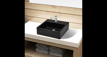 Wastafel met kraangat zwart vierkant keramiek