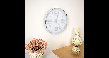 Wandklok 30 cm zilverkleurig