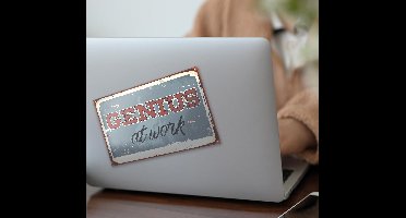 Opschrift 'genie aan het werk' laptop sticker