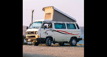 Streep set camper sticker