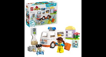 LEGO DUPLO 10447 Ambulance met chauffeur