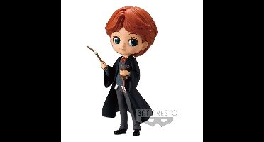 BP Q POSKET - RON WEASLEY WITH SCABBERS