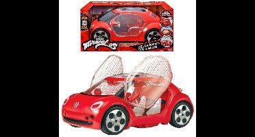 Wonderbaarlijke lieveheersbeestjesauto - Ladybug's Volkswagen e-kever - Bandai
