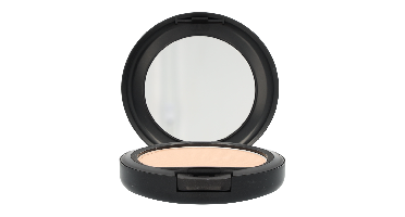MAC Studio Fix Powder Plus Foundation NW18 15 g Dames