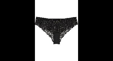 Brazilian slip van sierlijk kant