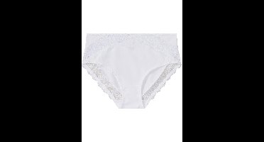 Maxislip met sierlijk kant