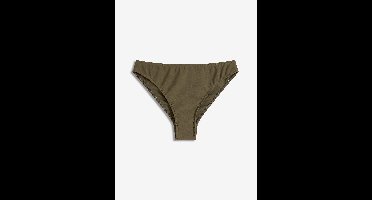 Bikinibroekje, hoog uitgesneden