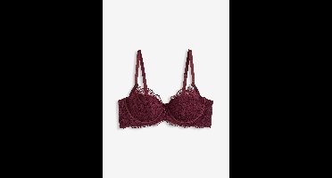 Voorgevormde bh van fijn kant