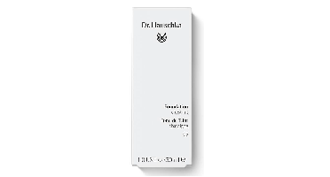 Dr. Hauschka Foundation Chestnut 03