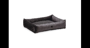 Designed by Lotte hondenmand Yndis Antraciet  95 x 80 x 25 cm