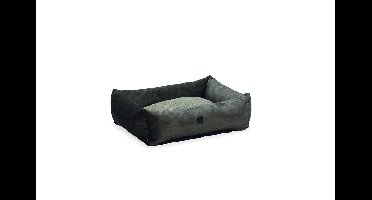 Designed by Lotte hondenmand Yndis Groen  80 x 70 x 22 cm