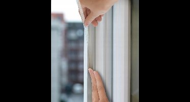 Tesa TESAMOLL® Premium Flexible - Siliconen Zelfklevende Ventilatielijst - 9mm x 7mm x 6m - Transparant