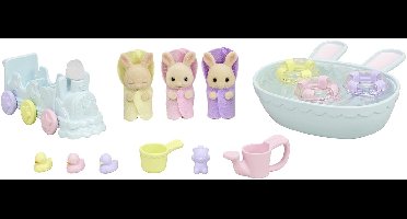 Sylvanian Families 5707 Drieling BABY Creme Konijn Badspeelset- inclusief 3 fluweelzachte baby speelfiguren